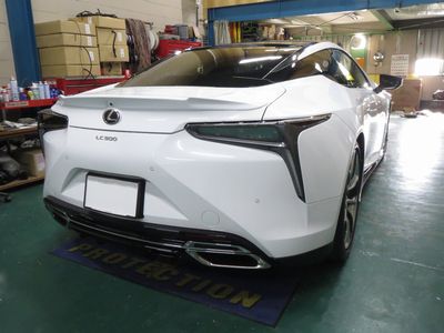 LC500へ持込パーツ取付