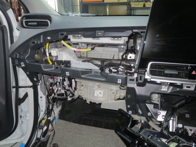 ランドクルーザー300へGrgo&IGLA2+取付