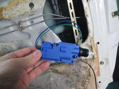 ドアロック作動不良修理