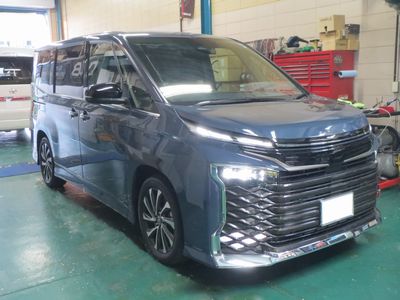 90系VOXYへGrgo取り付け