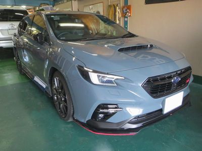 レヴォーグSTI