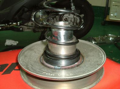 NCY センタースプリングスライダー