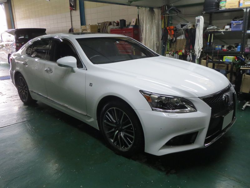 LS600hへPanthera取付