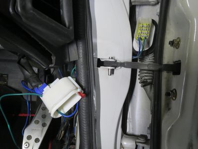 RX-7へキーレスエントリー取付